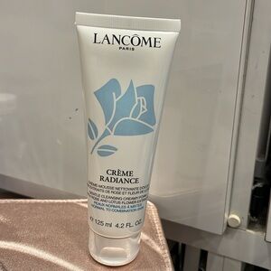 HUGE PRICE DROP!!! Lancome crème radiance … brand new
